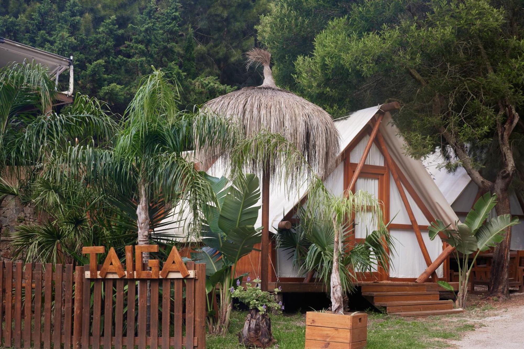ホテル Taiga Tarifa Punta Paloma エクステリア 写真